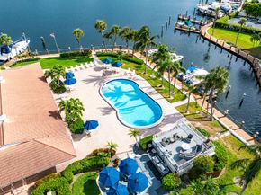 951 Spanish Circle 144, Delray Beach FL 33483