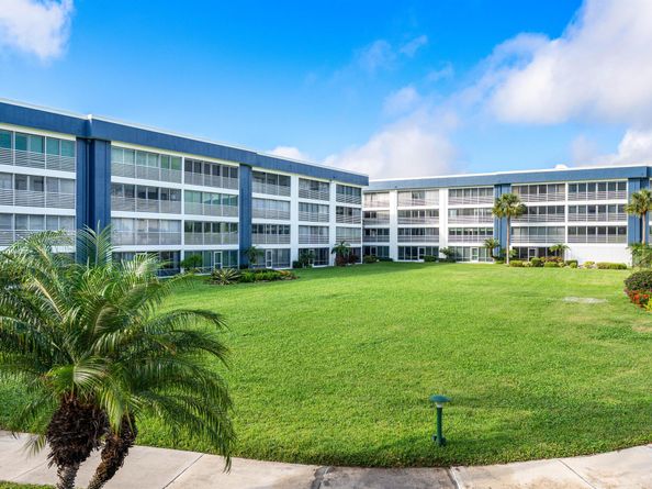 951 Spanish Circle 144, Delray Beach FL 33483