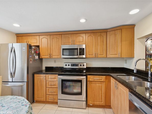 3940 Inverrary Blvd 403A, Lauderhill FL 33319