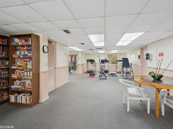 3940 Inverrary Blvd 403A, Lauderhill FL 33319