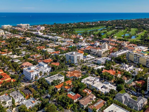 401 Chilean Avenue, Palm Beach FL 33480