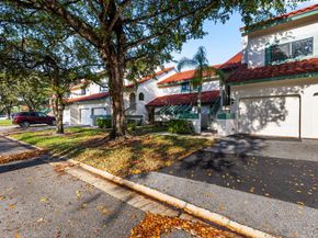 24 W Lexington Lane W C, Palm Beach Gardens FL 33418