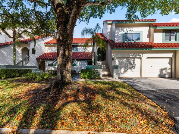 24 W Lexington Lane W C, Palm Beach Gardens FL 33418
