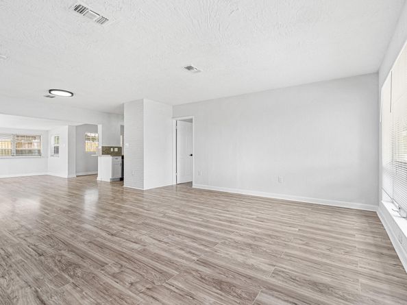 2871 NW 18TH Ct, Fort Lauderdale FL 33311