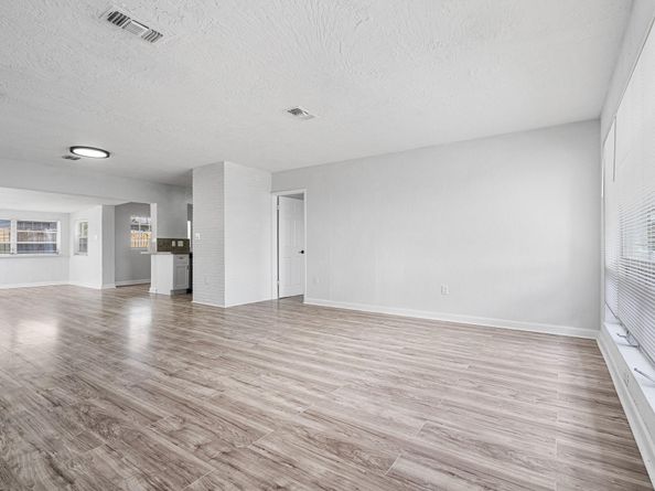 2871 NW 18TH Ct, Fort Lauderdale FL 33311