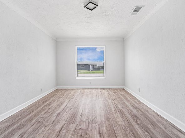 2871 NW 18TH Ct, Fort Lauderdale FL 33311
