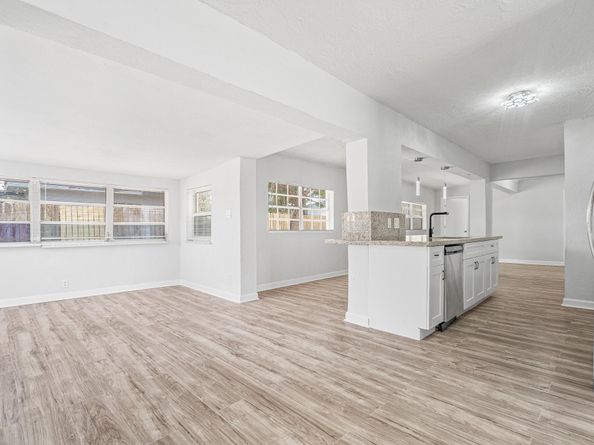 2871 NW 18TH Ct, Fort Lauderdale FL 33311
