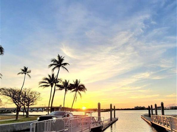 1629 S Lakeside Drive, Lake Worth Beach FL 33460