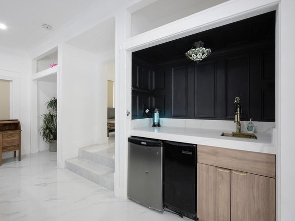 1629 S Lakeside Drive, Lake Worth Beach FL 33460