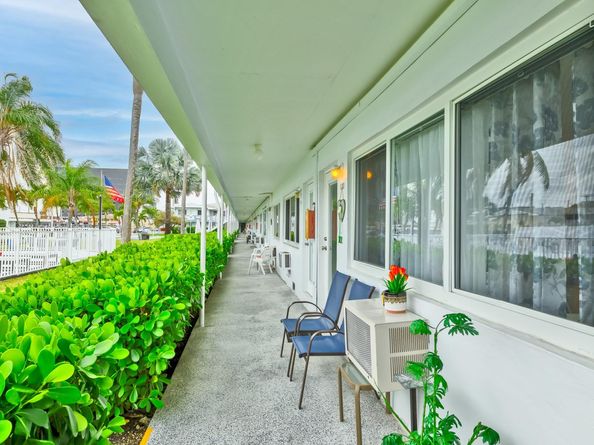 851 Atlantic Shores Blvd 120, Hallandale Beach FL 33009