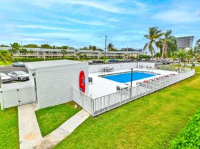 851 Atlantic Shores Blvd 120, Hallandale Beach FL 33009