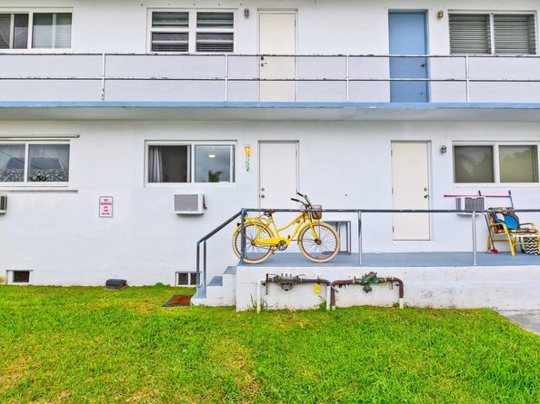 851 Atlantic Shores Blvd 120, Hallandale Beach FL 33009