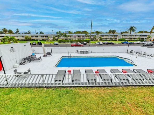 851 Atlantic Shores Blvd 120, Hallandale Beach FL 33009