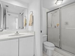 1900 Consulate Place 2001, West Palm Beach FL 33401