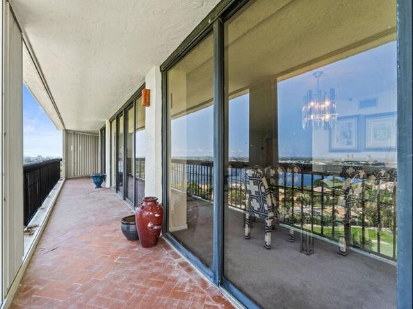 1900 Consulate Place 2001, West Palm Beach FL 33401