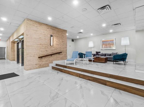 1900 Consulate Place 2001, West Palm Beach FL 33401