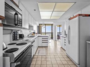 1900 Consulate Place 2001, West Palm Beach FL 33401