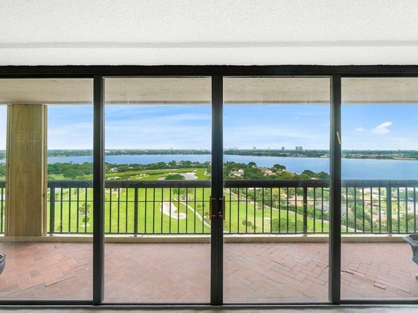 1900 Consulate Place 2001, West Palm Beach FL 33401