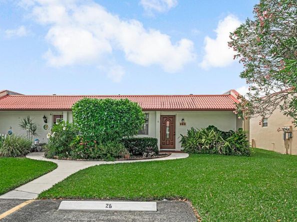 104 Lake Barbara Drive, West Palm Beach FL 33411