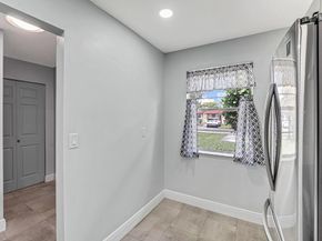 104 Lake Barbara Drive, West Palm Beach FL 33411