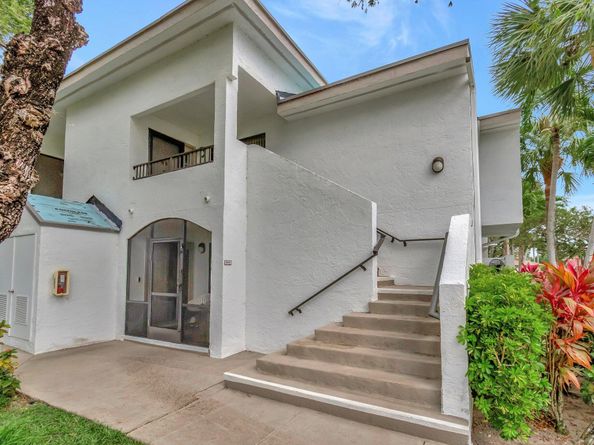 7509 Glendevon Lane 1005, Delray Beach FL 33446