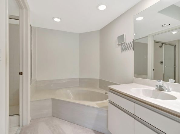 7509 Glendevon Lane 1005, Delray Beach FL 33446