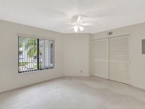 7509 Glendevon Lane 1005, Delray Beach FL 33446