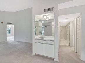 7509 Glendevon Lane 1005, Delray Beach FL 33446