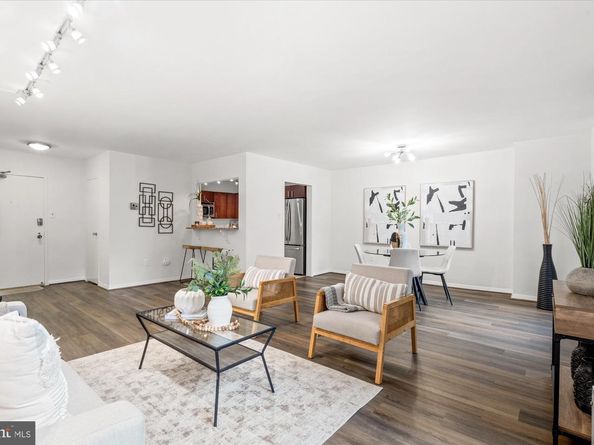 3001 Veazey Terrace NW 104, Washington DC 20008