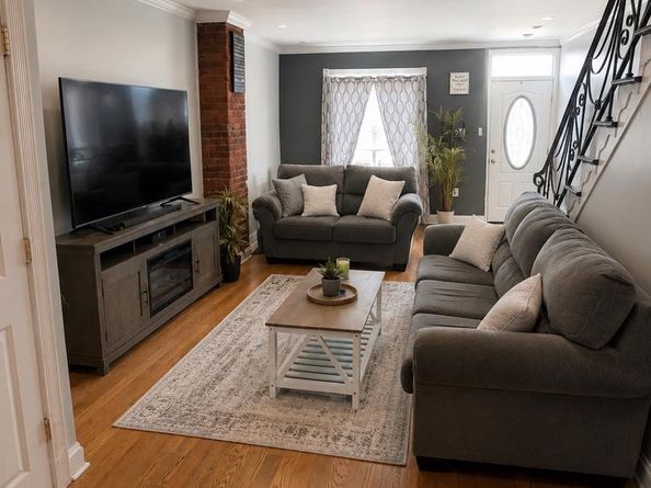 2511 S 11TH Street, Philadelphia PA 19148