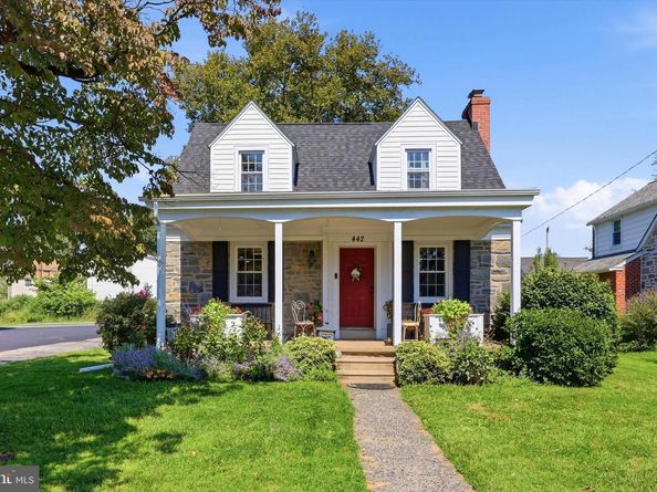 442 Thatcher Road, Springfield PA 19064