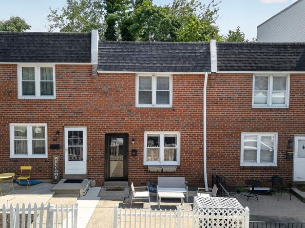 367 Conarroe Street, Philadelphia PA 19128