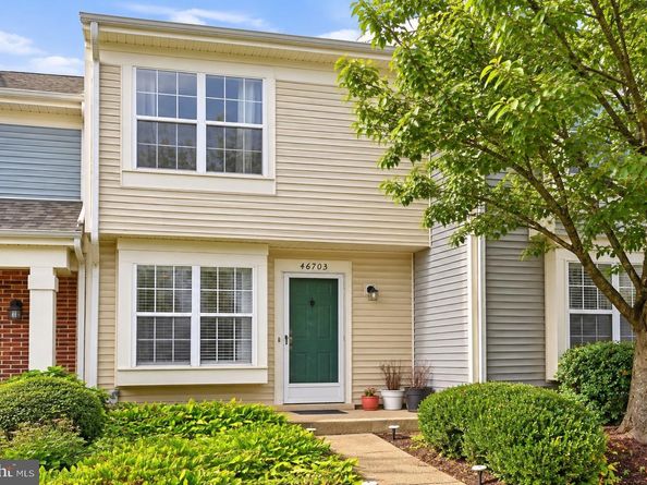 46703 Atwood Square, Sterling VA 20164