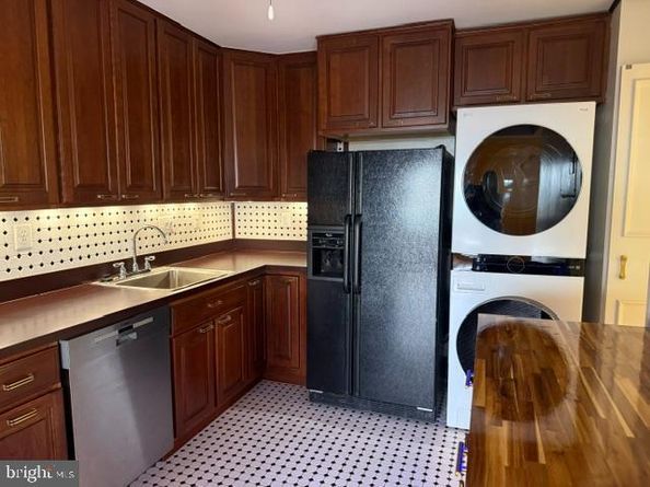 309 Yoakum Parkway 1708, Alexandria VA 22304