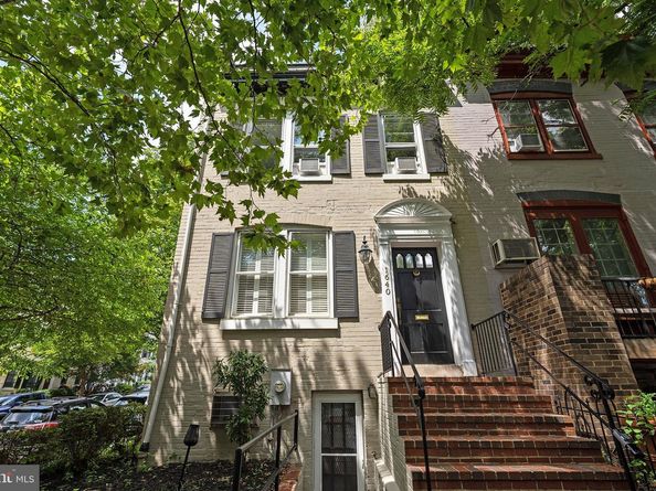 1640 33rd Street NW, Washington DC 20007