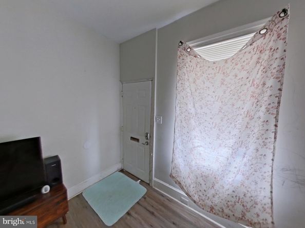 4948 Hawthorne Street, Philadelphia PA 19124
