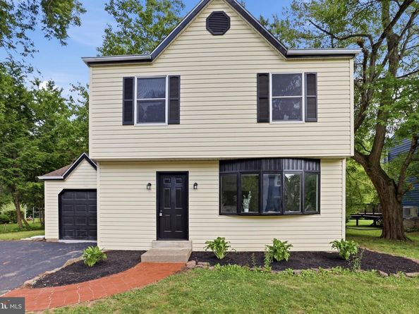 815 Philadelphia Avenue, Warrington PA 18976