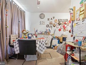 100 E Glenolden Avenue B4, Glenolden PA 19036