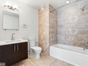 740 S Chris Columbus Boulevard 17, Philadelphia PA 19147