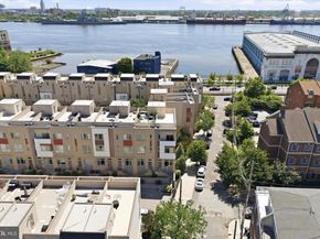 740 S Chris Columbus Boulevard 17, Philadelphia PA 19147