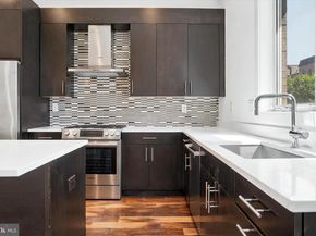 740 S Chris Columbus Boulevard 17, Philadelphia PA 19147