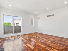 740 S Chris Columbus Boulevard 17, Philadelphia PA 19147