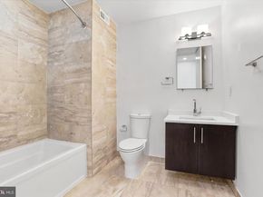 740 S Chris Columbus Boulevard 17, Philadelphia PA 19147