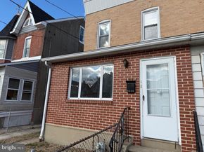 1314 E 11TH Street, Crum Lynne PA 19022