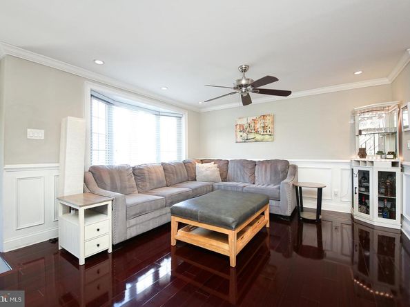 3653 Academy Road, Philadelphia PA 19154