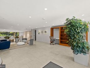 3800 Powell Lane 1218, Falls Church VA 22041