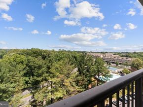 3800 Powell Lane 1218, Falls Church VA 22041