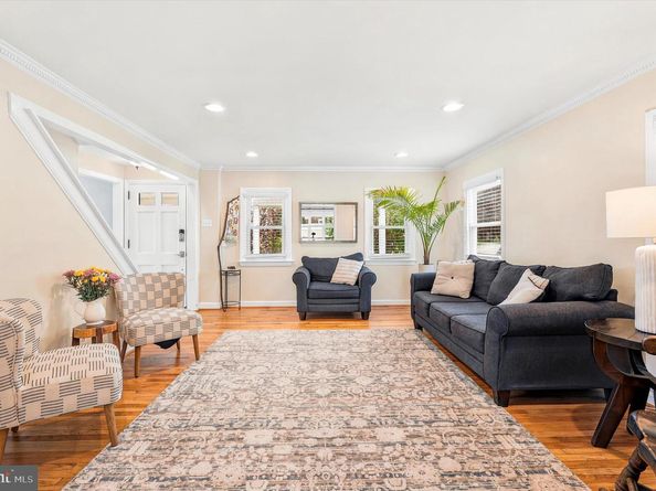 5118 Bond Avenue, Drexel Hill PA 19026