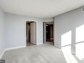 11800 Sunset Hills Road 422, Reston VA 20190