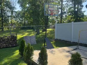 649 Hutchinson Terrace, Holmes PA 19043